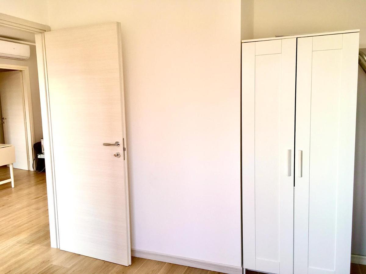Appartamento Con Due Camere Da Letto E Free Park เวโรนา ภายนอก รูปภาพ