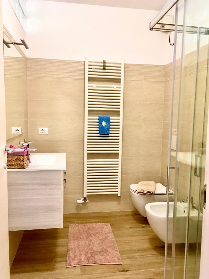 Appartamento Con Due Camere Da Letto E Free Park เวโรนา ภายนอก รูปภาพ