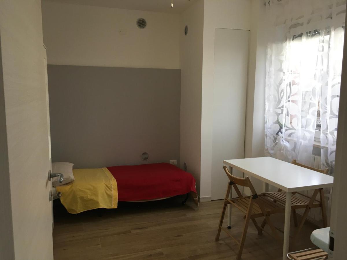 Appartamento Con Due Camere Da Letto E Free Park เวโรนา ภายนอก รูปภาพ