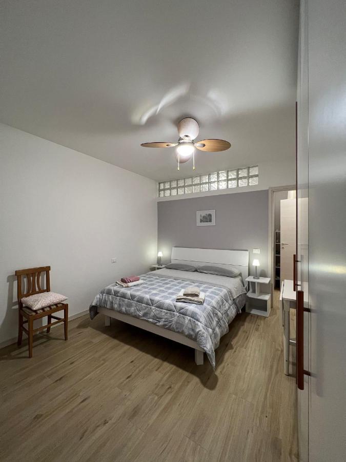 Appartamento Con Due Camere Da Letto E Free Park เวโรนา ภายนอก รูปภาพ