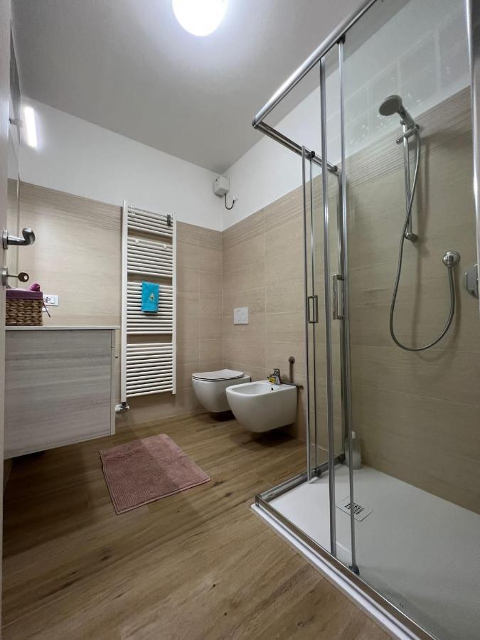 Appartamento Con Due Camere Da Letto E Free Park เวโรนา ภายนอก รูปภาพ